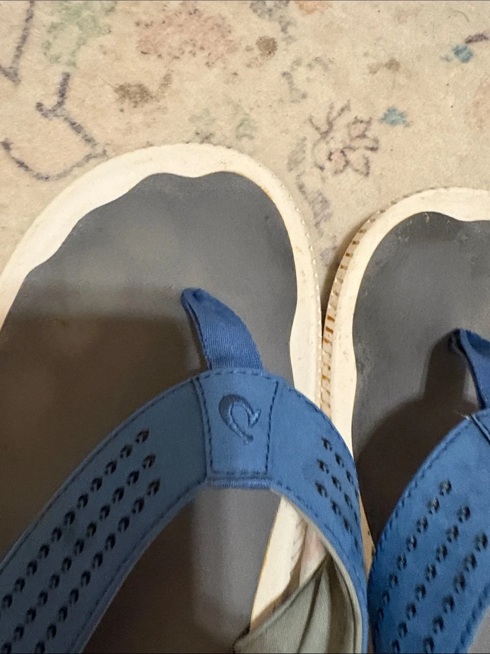 Olukai Mens Ulele Flip Flops Sandals Size 11 Slip On Slate Blue & Charcoal
